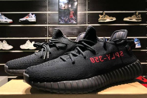 2021 Adidas Yeezy Boost 350 V2 "Bred" Core Black/Core Black-Red CP9652 For Sale 6 2021 Adidas Yeezy Boost 350 V2 "Bred" Core Black/Core Black-Red CP9652 For Sale - Image 4